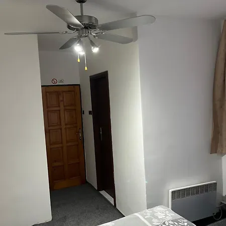 Vilo 3* Братислава